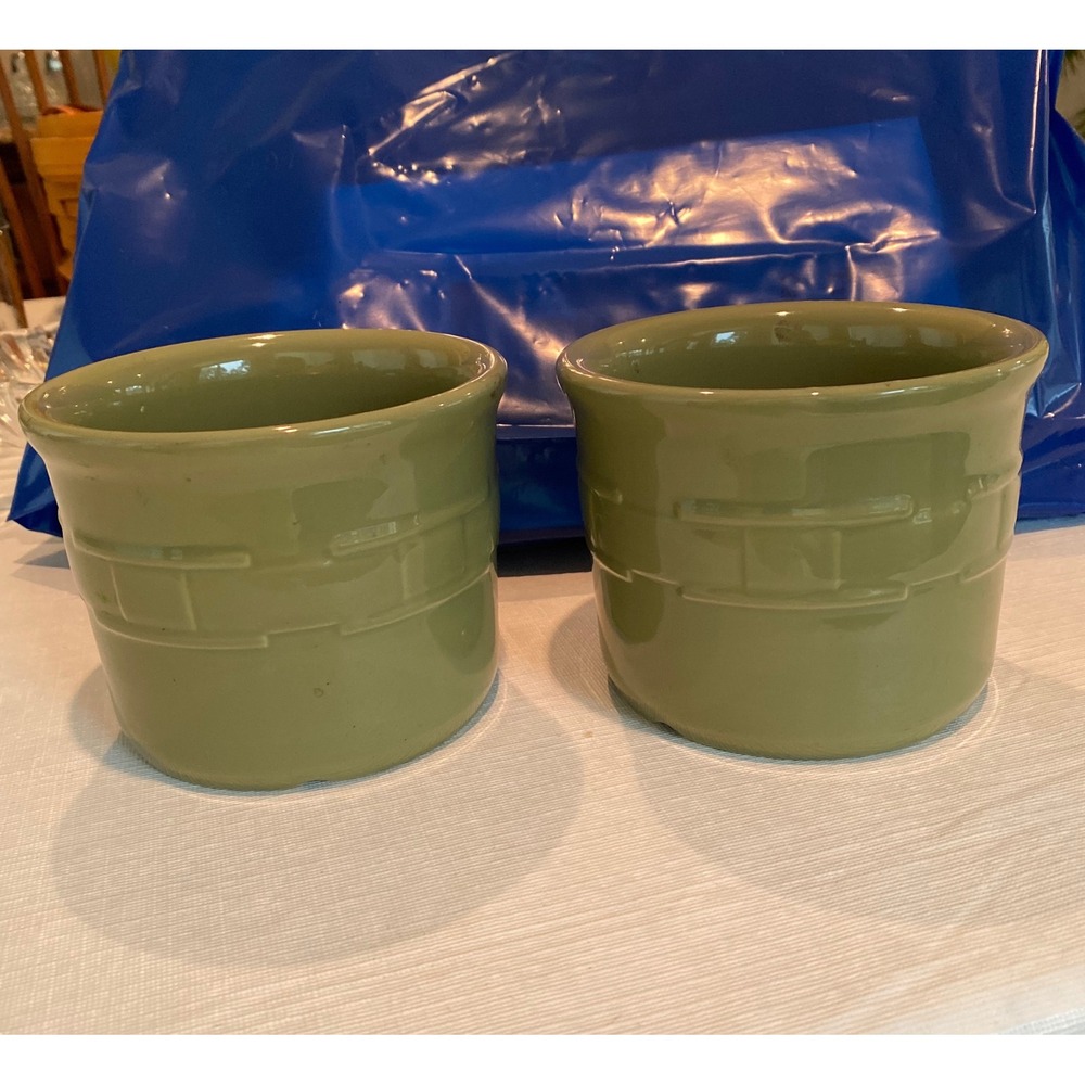 Longaberger Pottery Olive Green Crocs Set‎ of 2